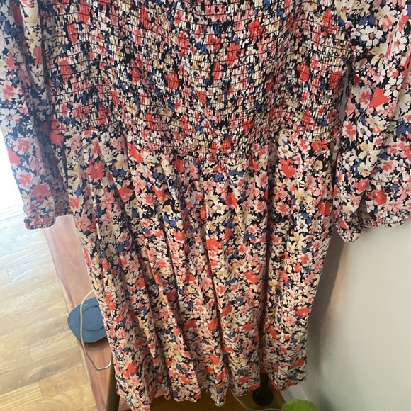 FLORAL 3/4 SLEEVE DRESS NWOT SZ 1X - Picture 3 of 4